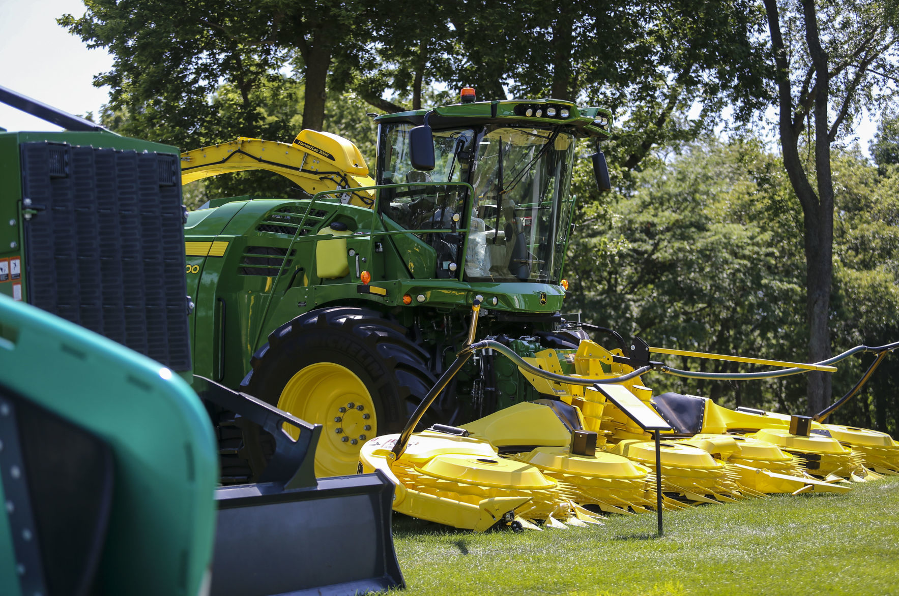 071119-qct-qca-deere-aa-005